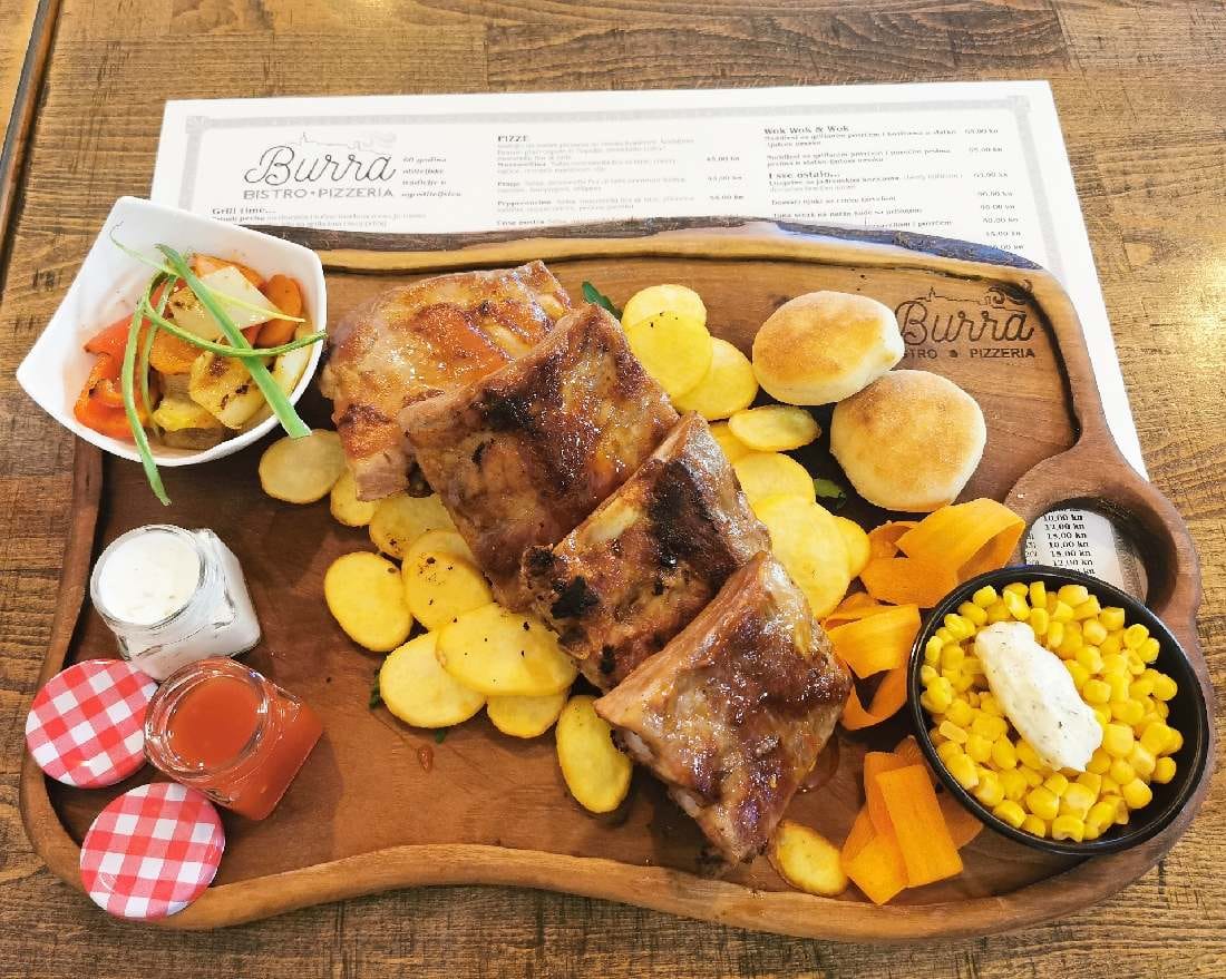 Pizzeria Burra, Plomin